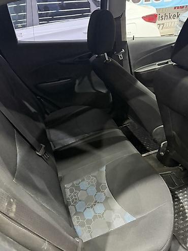 фара: Chevrolet Spark: 2018 г., 1 л, Вариатор, Бензин, Хэтчбэк — 10