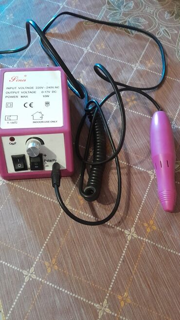 Manikür, pedikür aparatları: Sina firmasının manikür və pedikür üçün аппаратı. 220-240V AC giriş
