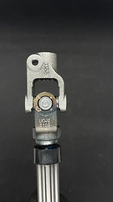 Другие детали рулевой части: Рулевой кардан (межвальный шарнир рулевой колонки) Hyundai/Kia — 8