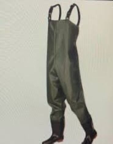 balıq tutmaq üçün tor: Balıqçılıq üçün suya davamlı kombinezon və uzun çəkmələr dəsti