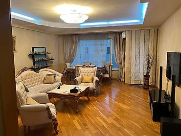 ucuz heyet evleri 2018: İcarəyə verilir 4 otaqlı yeni tikili 185 m², 28 May m. 1 200 AZN/ay 4 — 4