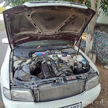 авто bid: Audi A4: 1995 г., 1.6 л, Механика, Бензин, Седан — 4