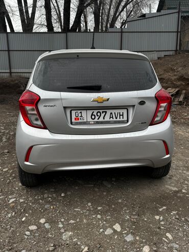 Chevrolet: Chevrolet Spark: 2016 г., 1 л, Вариатор, Бензин, Хэтчбэк — 5