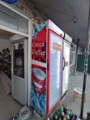 Автосервисное оборудование: 1əd 500m Bakı daxili çatdırılma var Şüşə qapılı bu qırmızı ticarət