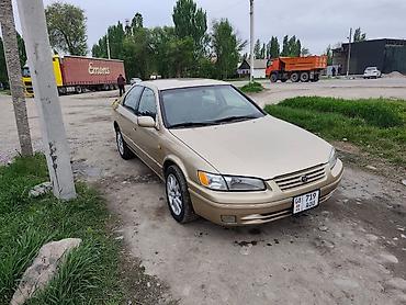 Toyota Camry: 1998 г., 3 л, Автомат, Бензин, Седан