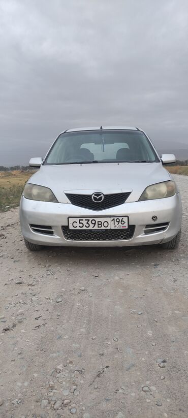 диски и шыны: Срочно продаю mazda demio 2003 года 1.3 объём 1.3 ходовой мячик