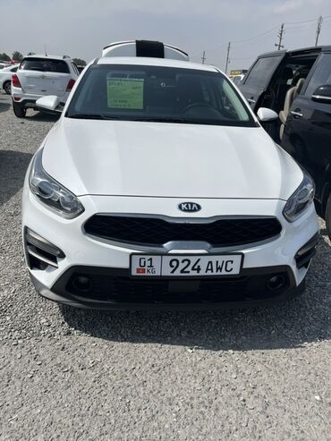 автомобиль бу: Kia K3: 2019 г., 1.6 л, Вариатор, Бензин, Седан