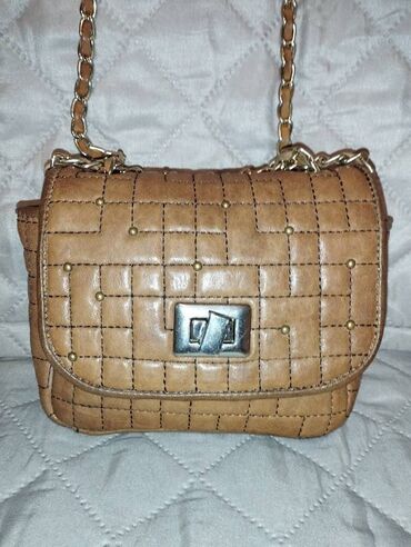 Torbe: Massimo Dutti kožna torbica Prelepa Massimo Dutti torbica, izrađena od — 5