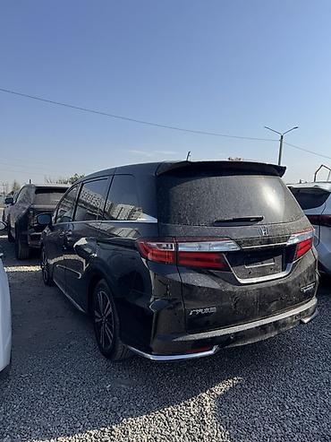 св: Honda Odyssey: 2021 г., 2 л, Вариатор, Гибрид, Минивэн — 5
