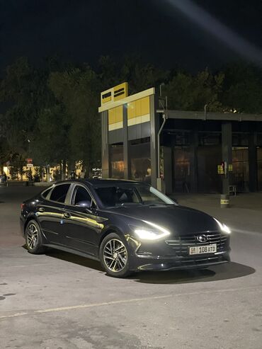 Hyundai: Hyundai Sonata: 2019 г., 2 л, Автомат, Бензин, Седан — 2