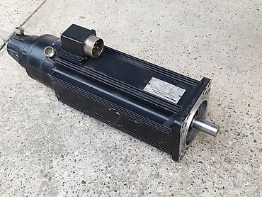 Elektromotori: Servo motor MAC 093C, sa enkoderom i kocnicom Precnik osovine je 24mm — 16