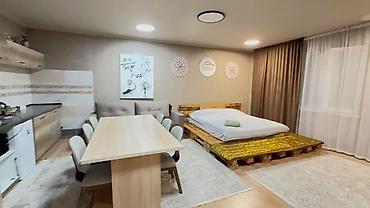nomad hostel: Сдается студия с кухней. - Просторная студия открытой планировки — 6
