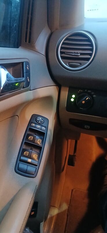 Mercedes-Benz: Mercedes-Benz M-Class: 3.5 l | 2008 il Ofrouder/SUV — 11