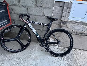 резина 15 с: Трековый велосипед (fixed gear) с аэродинамической рамой и ярким — 4