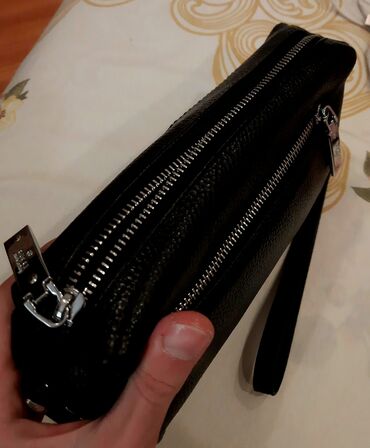 eqa shoes qarayev unvan: Əl çantası, Gucci, Yeni
