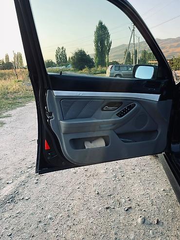 BMW 5 series: 2001 г., 2.5 л, Механика, Бензин, Седан — 9
