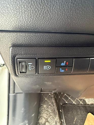 тоёта карина: Toyota Corolla: 2019 г., 1.8 л, Автомат, Гибрид, Седан — 3