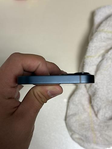 pro 13: IPhone 13, Б/у, 128 ГБ, Черный, Зарядное устройство, Коробка, 77 % — 3