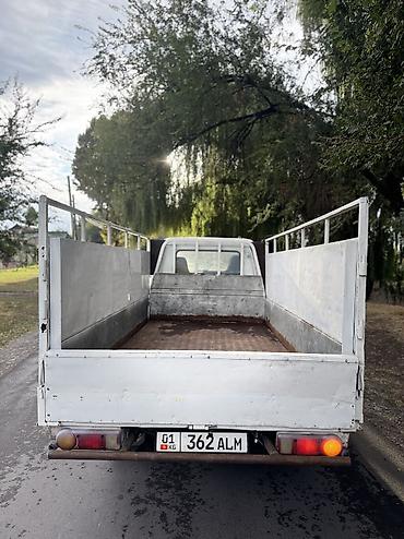 210 лупар: Hyundai Porter: 1996 г., 2.5 л, Механика, Дизель — 8