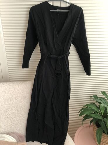 женские зимние спортивные костюмы: Qadın geyimləri dəsti 1) Qara don - Uzun, V-yaxa, sarğı (wrap)