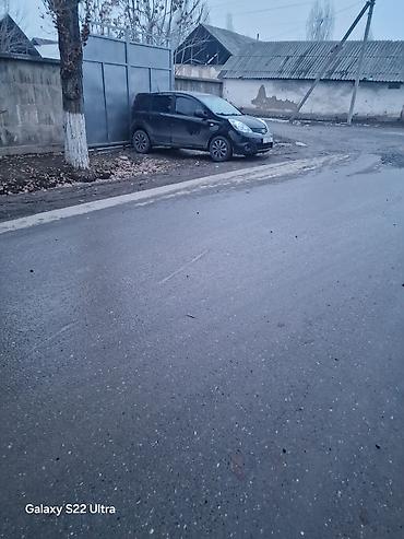 навара пикап: Nissan Note: 2012 г., 1.4 л, Механика, Бензин, Хэтчбэк — 4