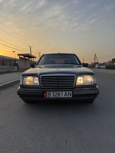 124 унверсал: Mercedes-Benz W124: 1992 г., 2.2 л, Автомат, Бензин, Седан