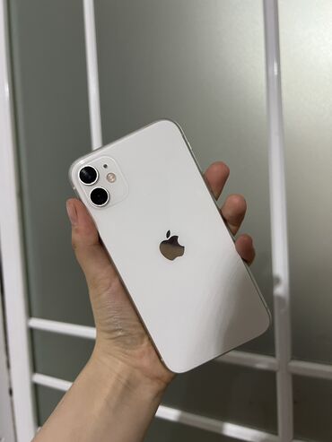 iphone 8x: IPhone 11, Б/у, 64 ГБ, Белый, 73 %