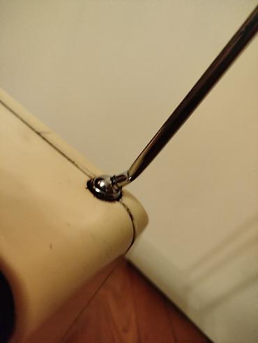 Stari uređaji: Retro tv stari Universum televizor.Prodaje se kao dekoracija jer vise — 2