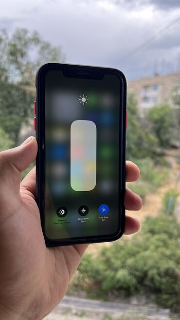 каракол iphone: IPhone Xr, Колдонулган, 128 ГБ, Кара, Коргоочу айнек, Каптама, Кабель, 96 %