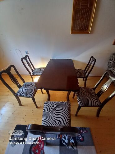 metbex stol ve stullari: Qonaq otağı üçün, İşlənmiş, Açılan, Dördbucaq masa, 6 stul