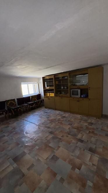 Продажа коттеджей и домов: 🏡 Продаётся дом в Балыкчы! 📍 Дом расположен в хорошем, развитом — 37