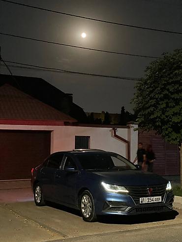 электромобиль roewe: Roewe Ei6: 2018 г., 0.9 л, Вариатор, Гибрид, Седан — 1