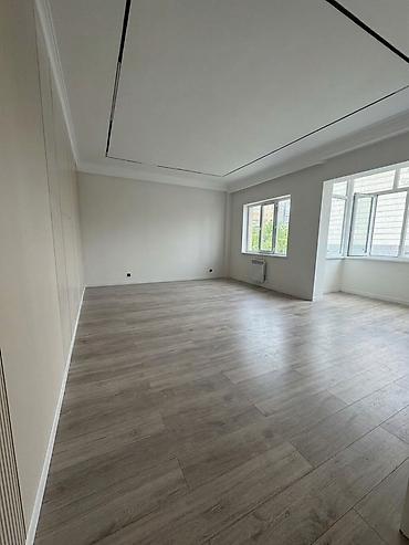 садика: 2 комнаты, 81 м², Восток-5 мкр Элитка, 3 этаж, Свежий ремонт — 1
