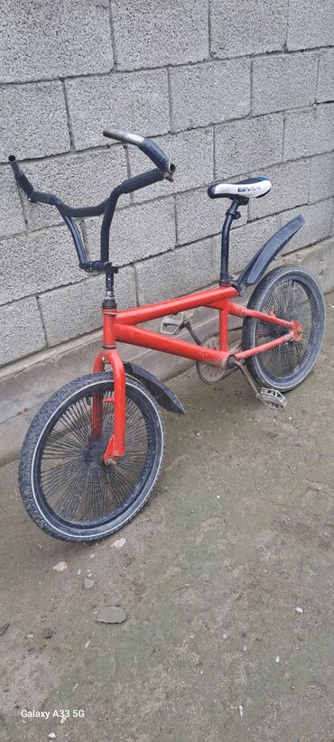 велосипед китайский: Продаётся BMX состояние идеальное красный