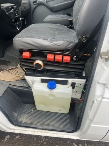 Аренда рефрижератора: Изотермический мерседес 416 сди 2.7 двигателем в идеальном сомтайания — 3