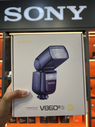 видео камеры: Godox V860 III Kit İcarə