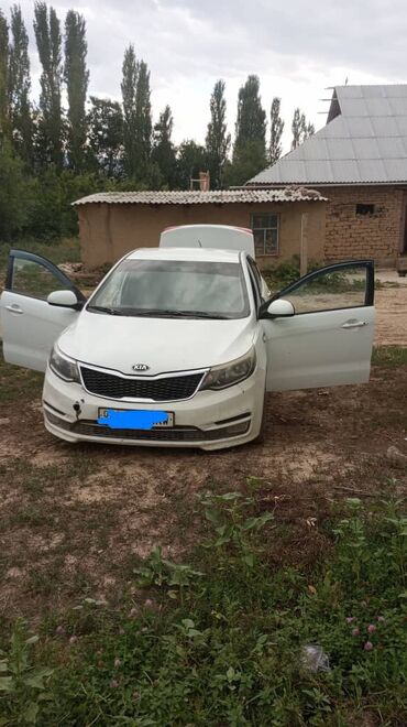 kia rio 2015: Kia Rio: 2015 г., 1.4 л, Механика, Бензин, Седан