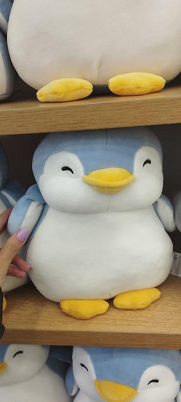 Oyuncaqlar: Məhsul: Yumşaq oyuncağ penguin - Dizayn: Mavi-ağ gövdə, sarı dimdik — 1