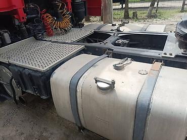 Тягачи: Тягач, DAF, 2002 г., Тентованный — 10