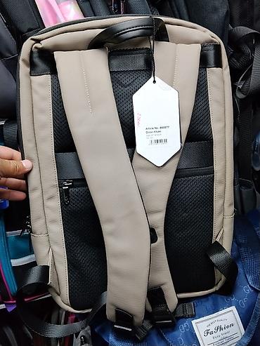 dlivery bag: Рюкзак городского типа, цвет хаки с чёрными вставками. - Компактный — 2
