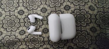 airpods 2 кейс: Б/у