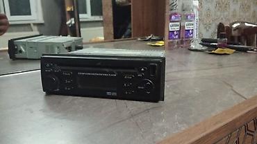 Avtomobil üçün CD/MP3/USB/AM/FM/SW/WMA pleyer - Ön paneldə idarəetmə