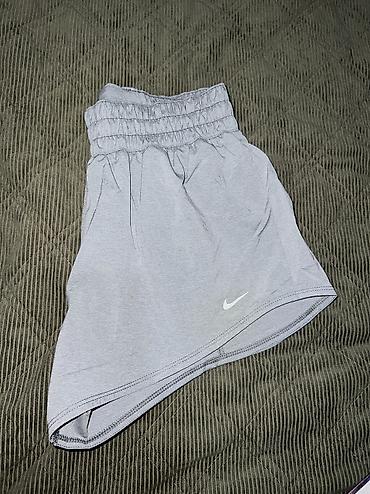tech fleece sorc: NIKE One Women's Dri-FIT Mid-Rise 3" Brief-Lined Shorts vel. S, M NOVO — 6