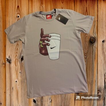 Majice: Muška majica Regular fit Materijal pamuk sa elastinom Veličine na na lalafo.rs — 7 Majice: Muška majica Regular fit Materijal pamuk sa elastinom Veličine na — 7