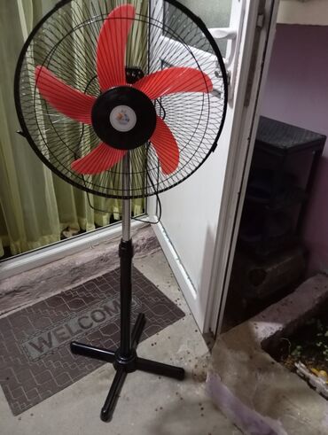 Termostatlar: Fırlanan başlıqlı və tənzimlənən hündürlüklü səyyar ventilyator