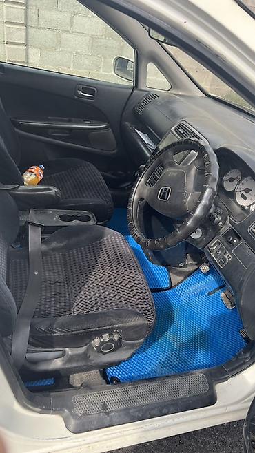 сиденья стрим: Honda Stream: 2002 г., 2 л, Автомат, Газ, Минивэн — 6