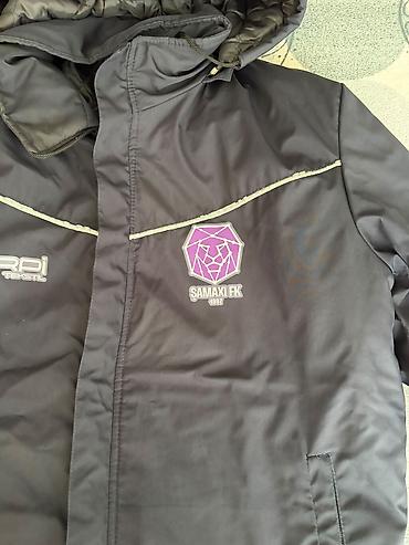 turk kurtkalari: Şamaxı FK loqolu qalın qış plaşı - Brend: Kirpi Tekstil - Rəng: tünd — 2
