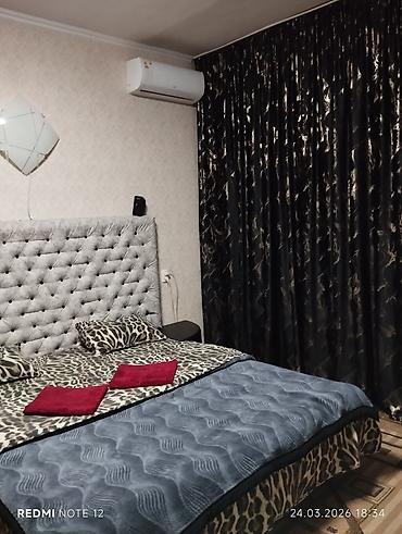 Посуточная аренда квартир: 1 комната, Постельное белье, Кондиционер, Парковка — 10