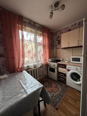 hostel osh: 1 комната, ул. Московская / Турусбекова, Душевая кабина, Постельное белье, Бронь — 2
