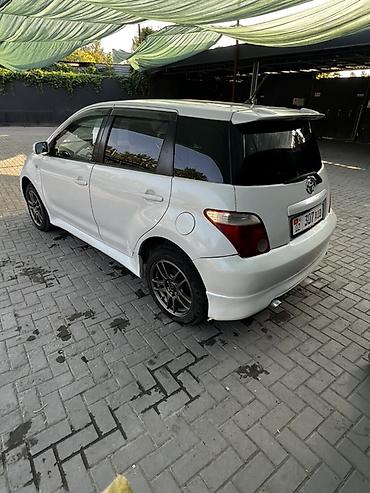 тойота ист 2004: Toyota Ist: 2004 г., Автомат, Бензин, Хэтчбэк — 6